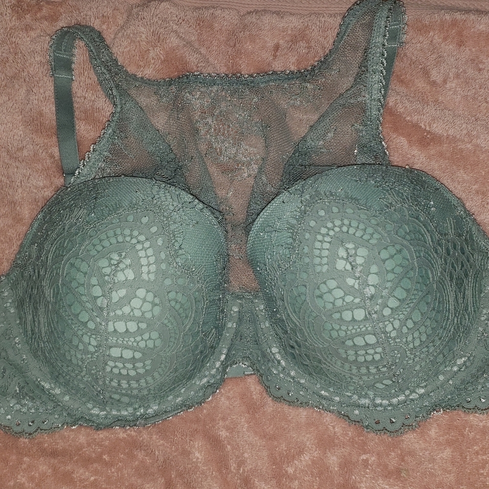 Victoria's secret bra